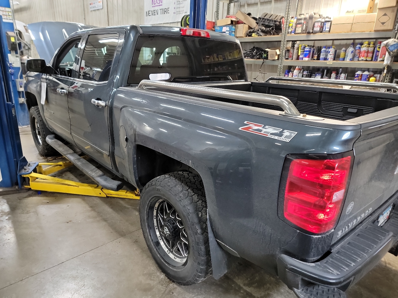 2017 Chevrolet Silverado 1500 4WD Crew Cab 143.5" LT w/2LT