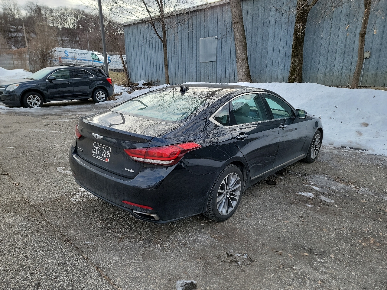 Hyundai Genesis 4dr Sdn V6 3.8L AWD 2015