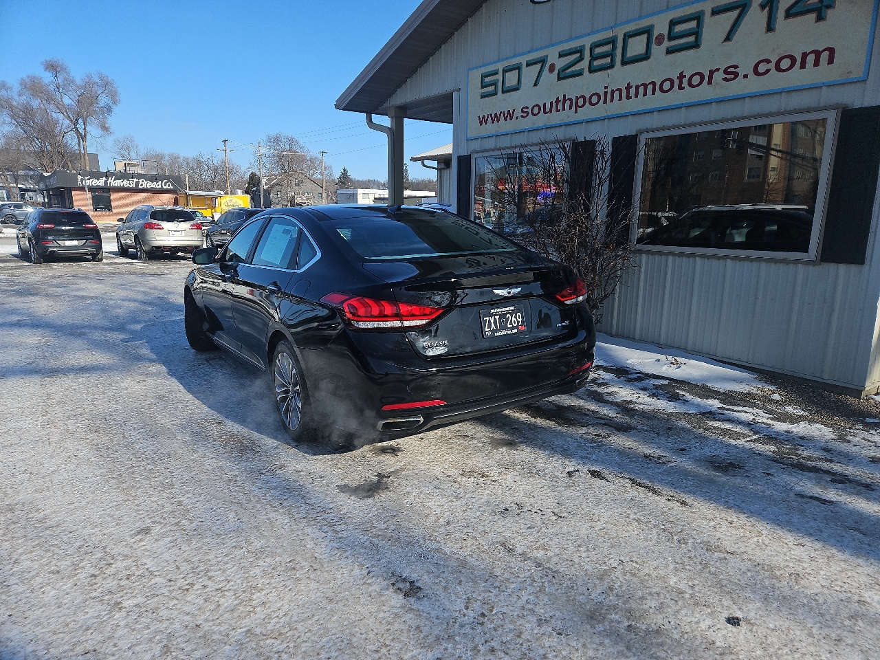 Hyundai Genesis 4dr Sdn V6 3.8L AWD 2015