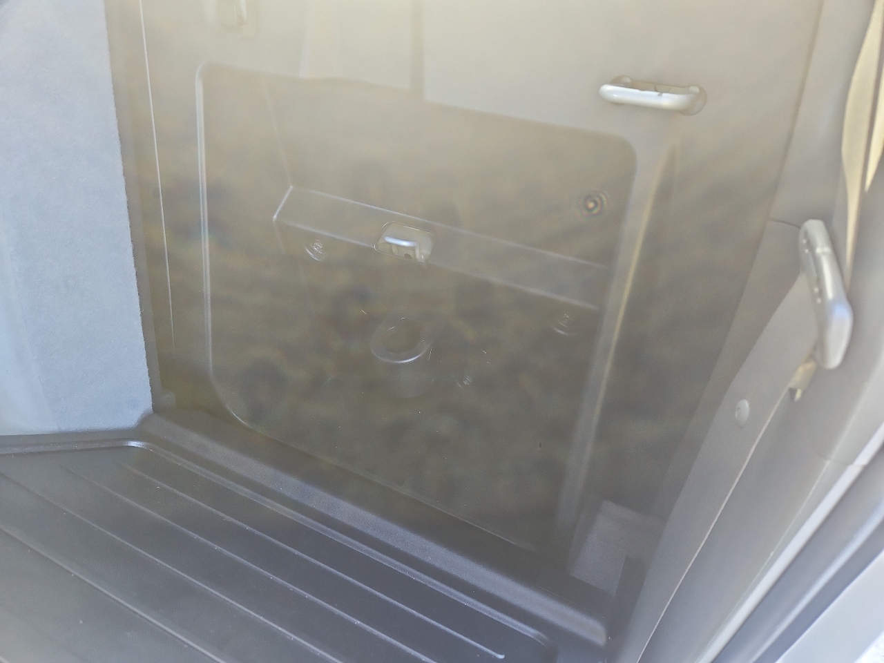 Toyota Tacoma 4WD Double V6 AT (Natl) 2011