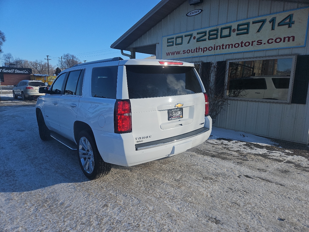 Chevrolet Tahoe 4WD 4dr Premier 2017