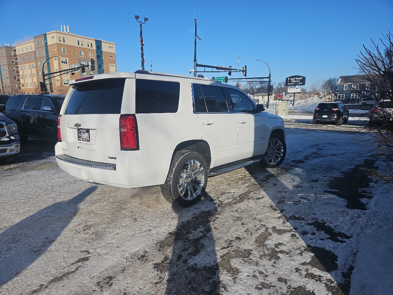 Chevrolet Tahoe 4WD 4dr Premier 2017
