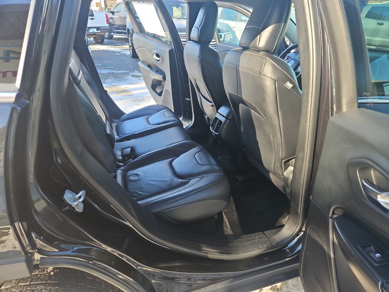 Jeep Cherokee 4WD 4dr Limited 2016