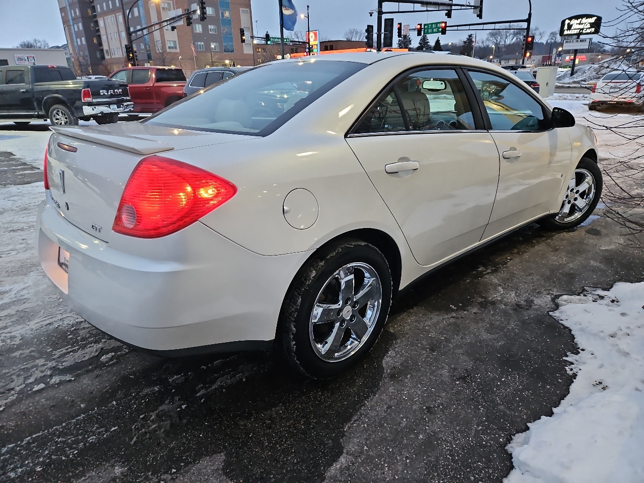Pontiac G6 4dr Sdn GT w/1SA *Ltd Avail* 2009