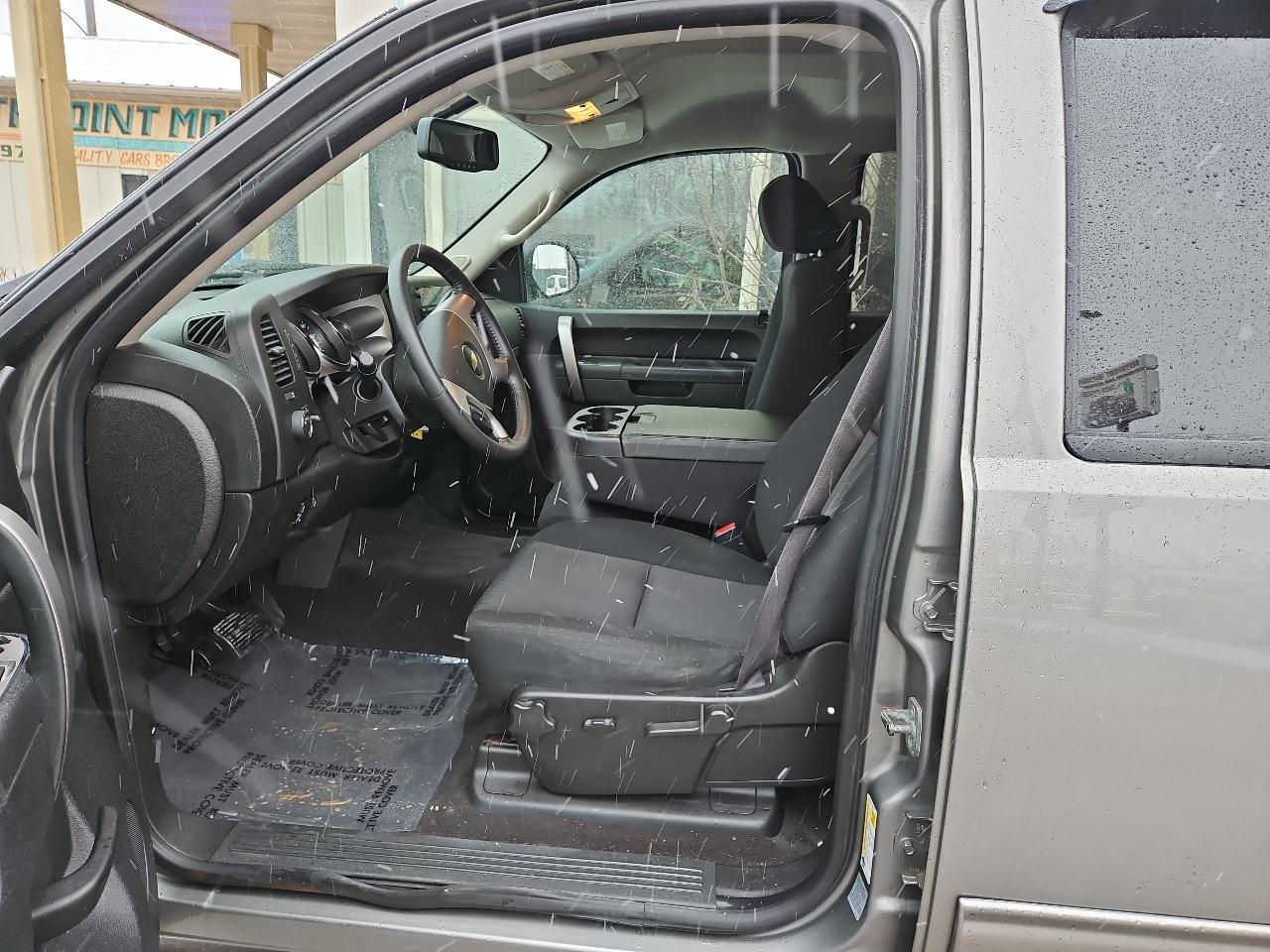 Chevrolet Silverado 2500HD 4WD Crew Cab 153.7" LT 2012