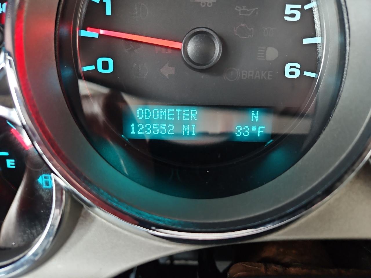 Chevrolet Silverado 2500HD 4WD Crew Cab 153.7" LT 2012