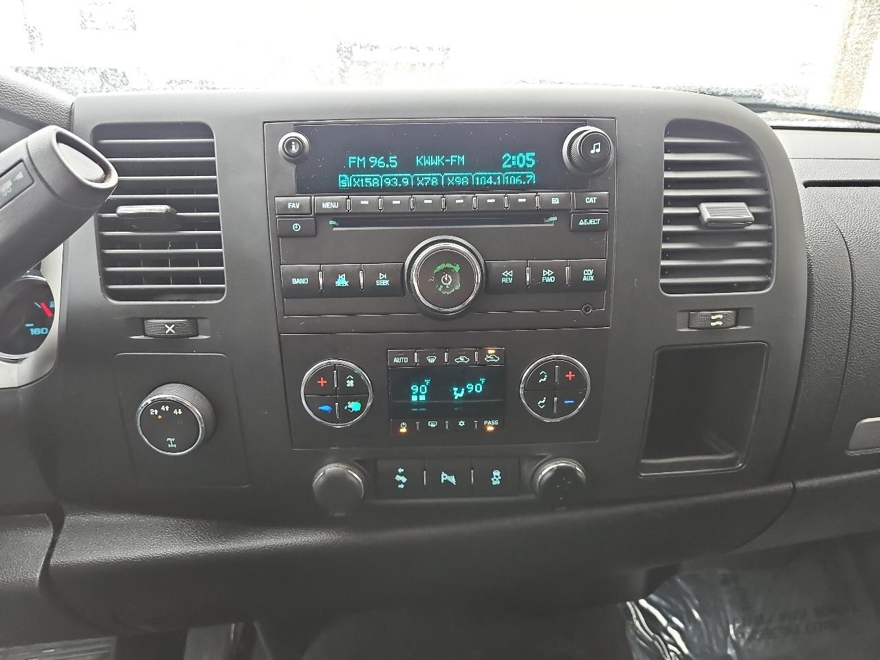 Chevrolet Silverado 2500HD 4WD Crew Cab 153.7" LT 2012