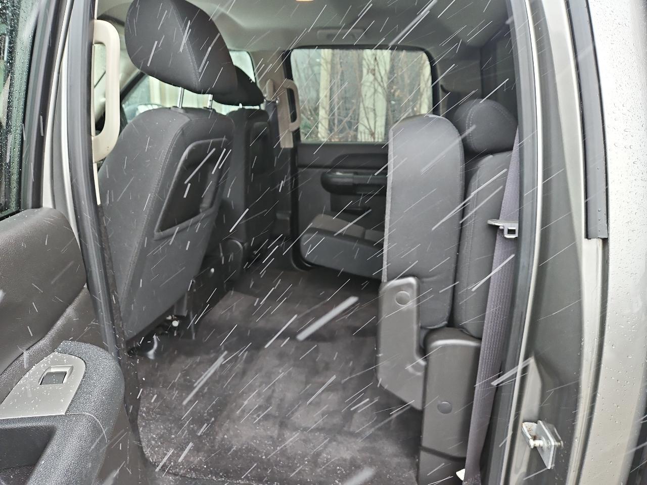 Chevrolet Silverado 2500HD 4WD Crew Cab 153.7" LT 2012