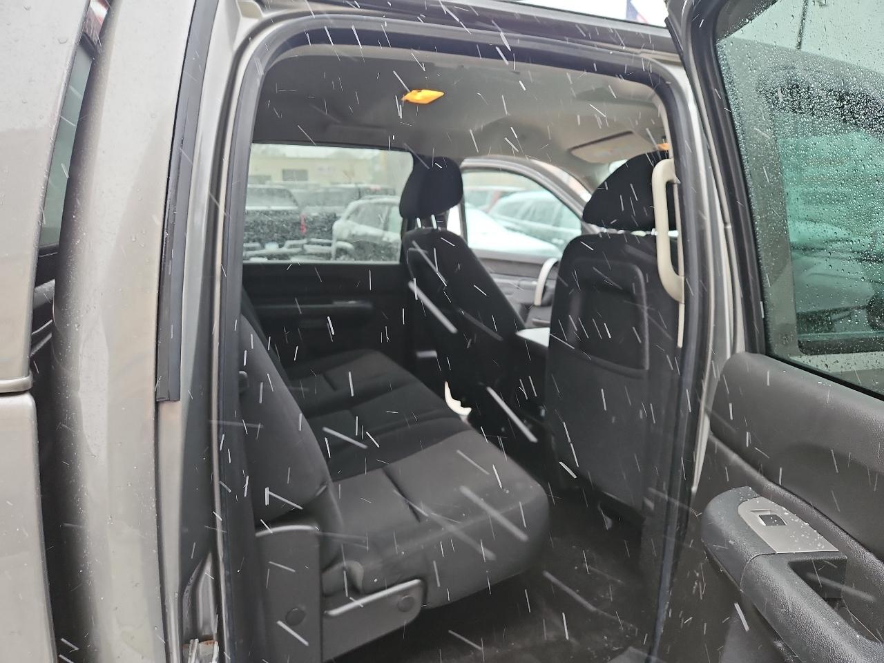 Chevrolet Silverado 2500HD 4WD Crew Cab 153.7" LT 2012