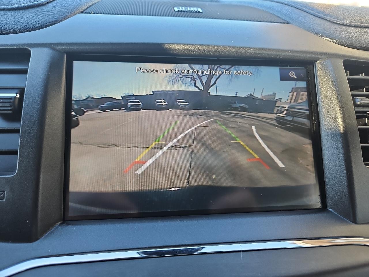 Lincoln MKS 4dr Sdn 3.7L AWD 2013