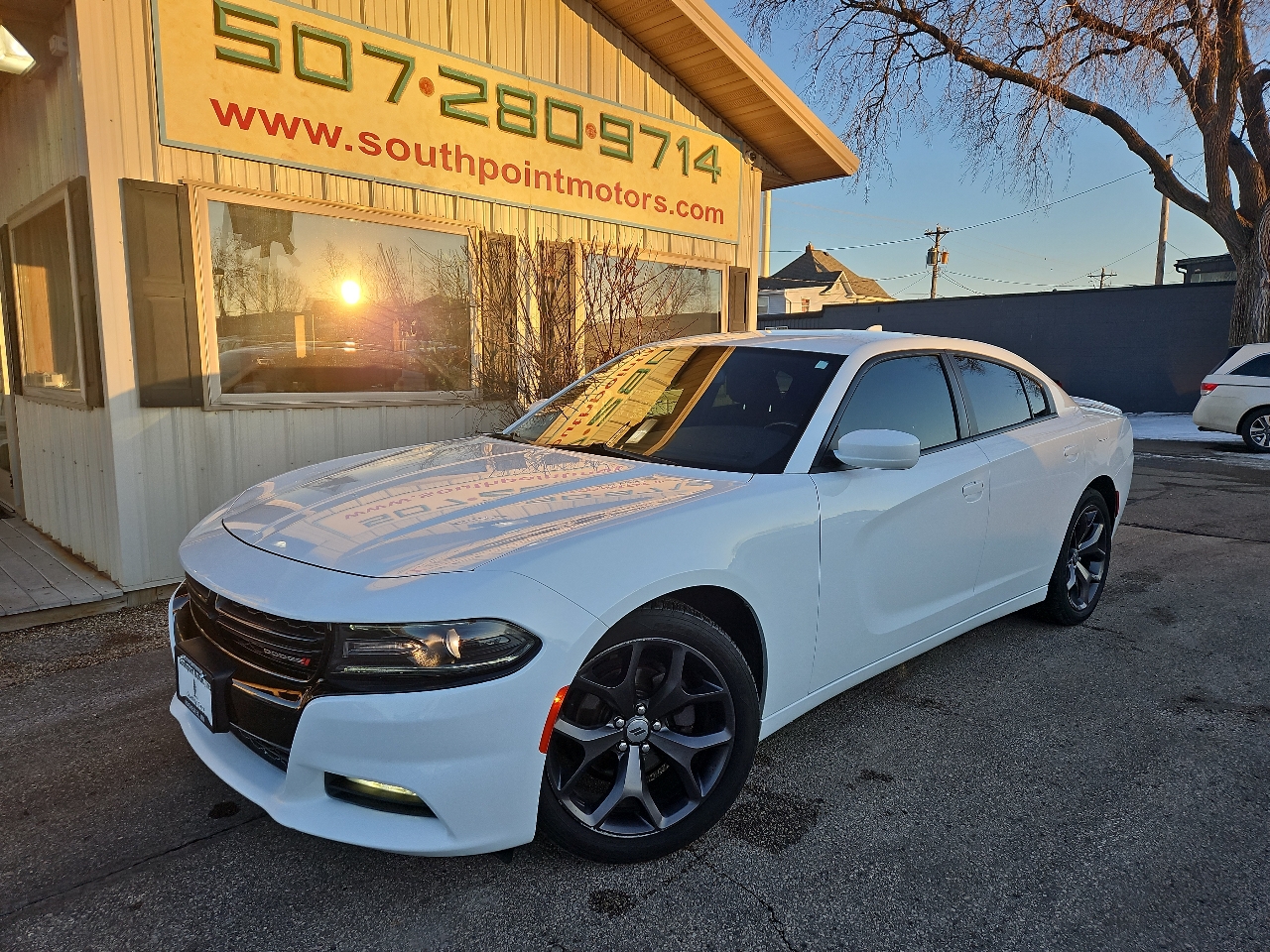 2017 Dodge Charger SXT RWD
