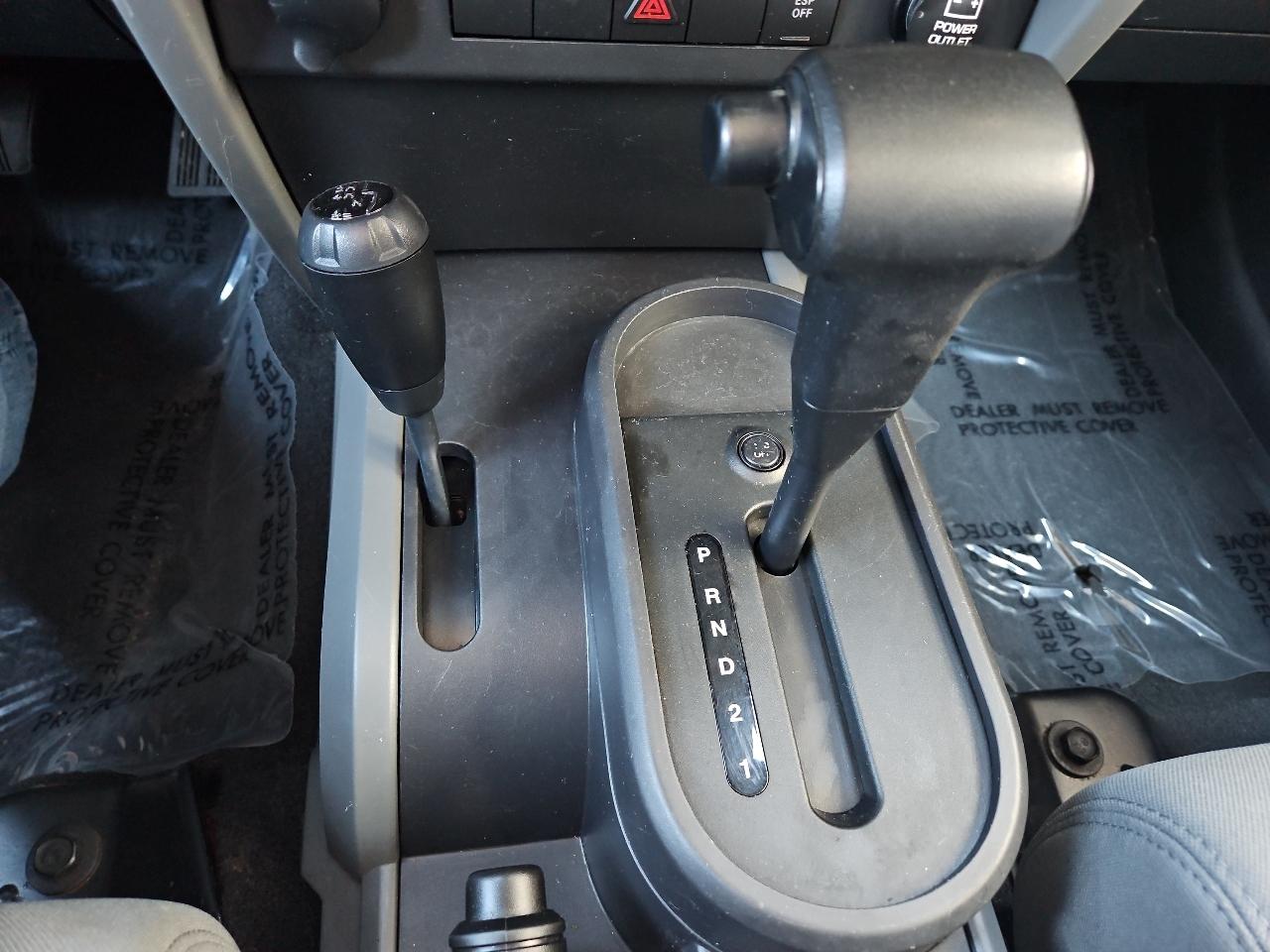 Jeep Wrangler 4WD 4dr Unlimited Sahara 2008