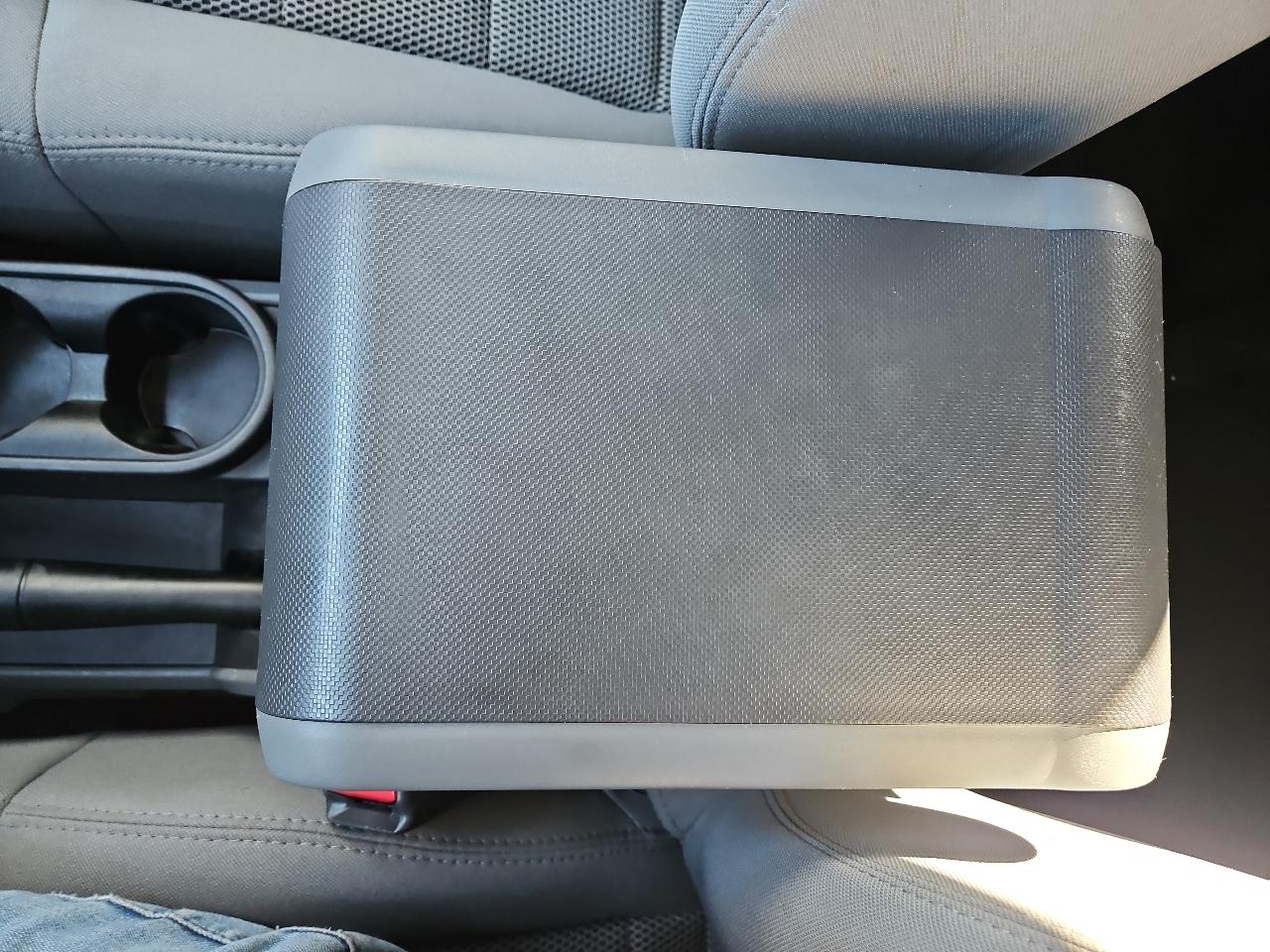 Jeep Wrangler 4WD 4dr Unlimited Sahara 2008