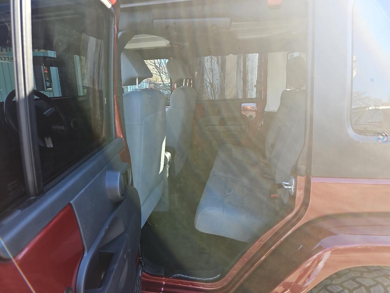 Jeep Wrangler 4WD 4dr Unlimited Sahara 2008