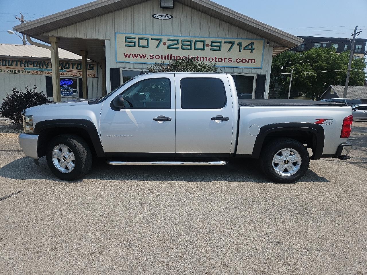 Chevrolet Silverado 1500 4WD Crew Cab 143.5" LT 2010