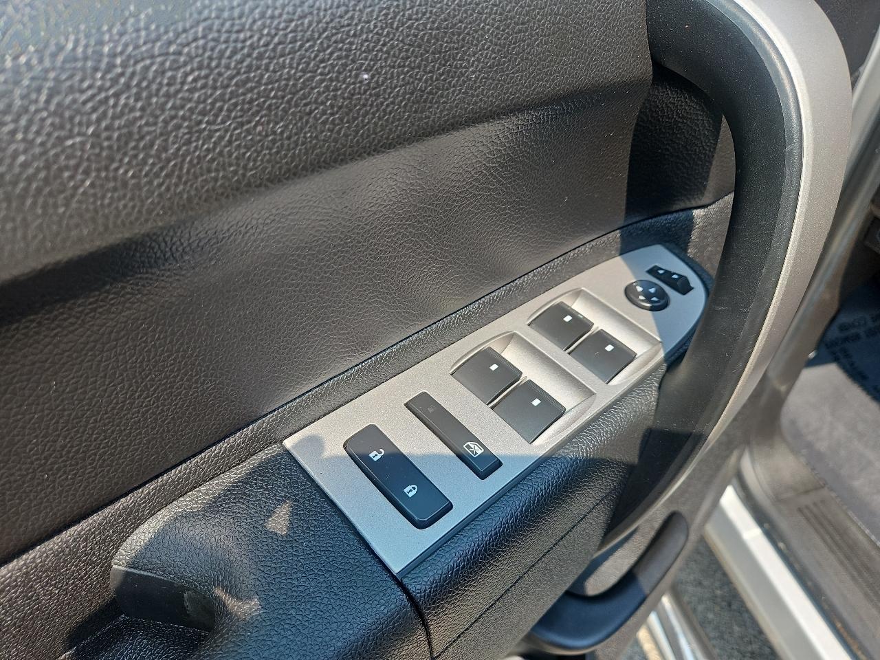 Chevrolet Silverado 1500 4WD Crew Cab 143.5" LT 2010