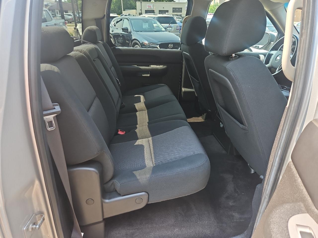 Chevrolet Silverado 1500 4WD Crew Cab 143.5" LT 2010