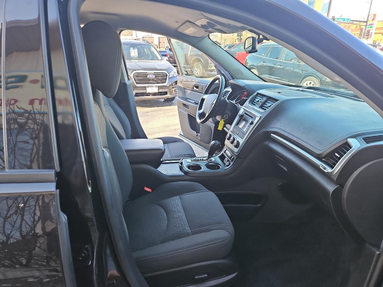 GMC Acadia AWD 4dr SLE w/SLE-2 2016