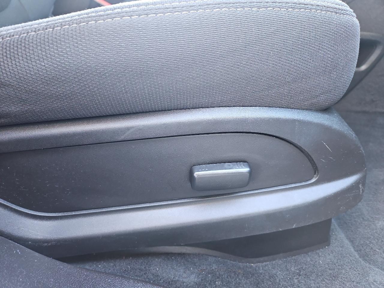 GMC Acadia AWD 4dr SLE w/SLE-2 2016