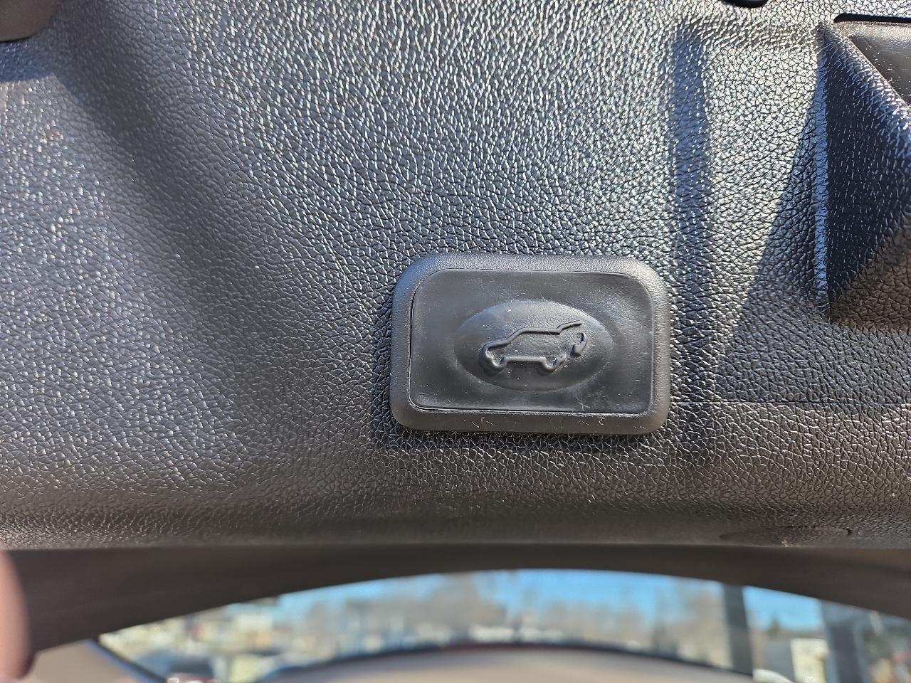 GMC Acadia AWD 4dr SLE w/SLE-2 2016