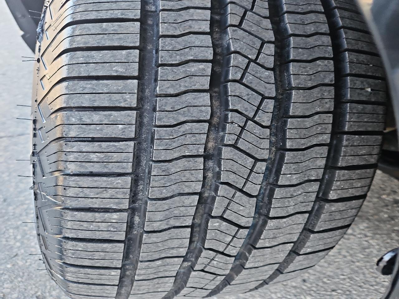 GMC Acadia AWD 4dr SLE w/SLE-2 2016