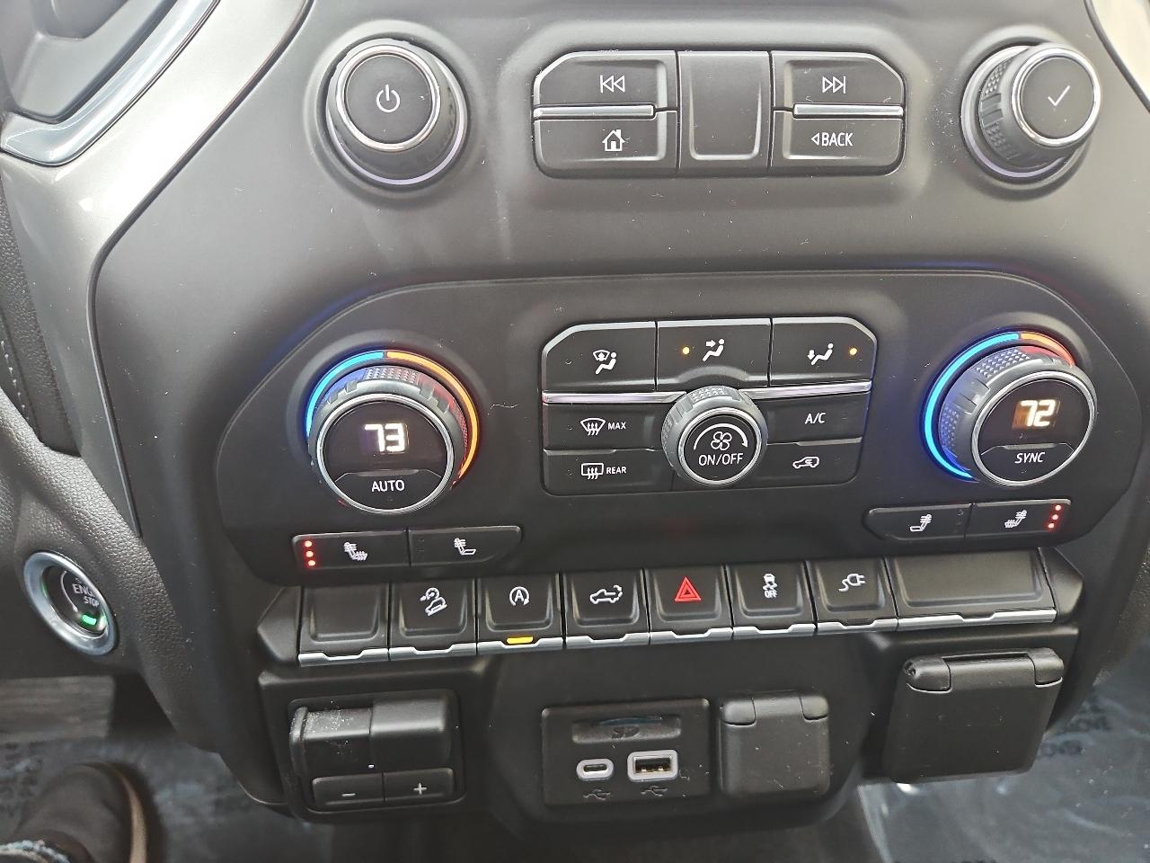 Chevrolet Silverado 1500 4WD Crew Cab 147" LT 2019