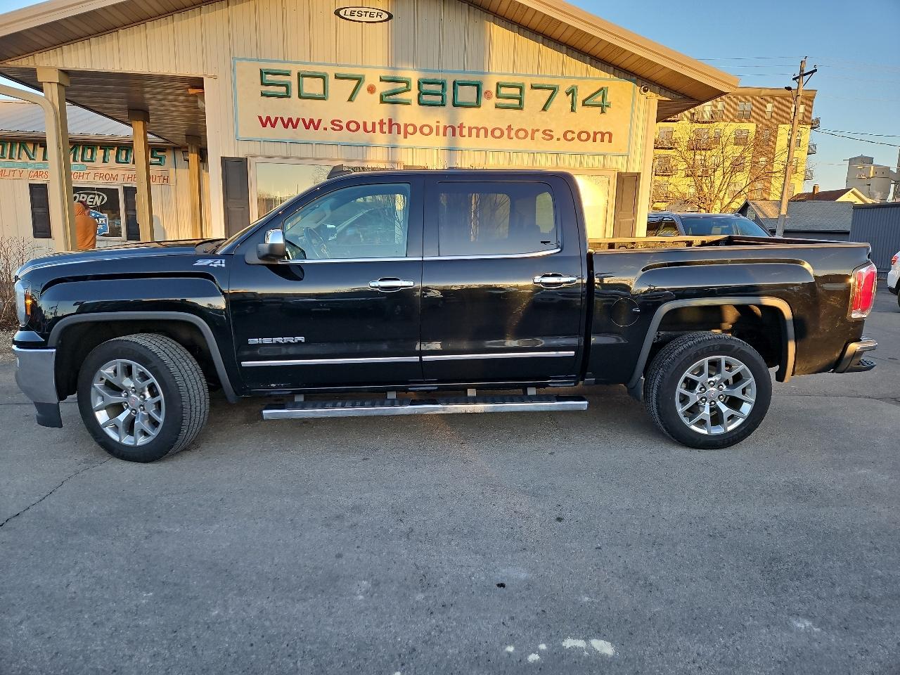 GMC Sierra 1500 4WD Crew Cab 143.5" SLT 2017