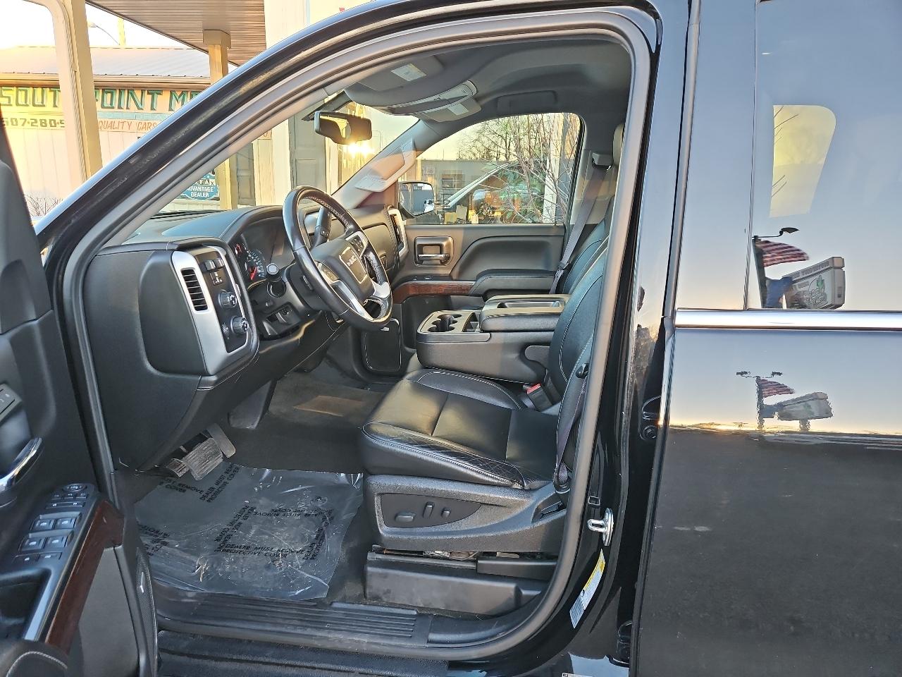 GMC Sierra 1500 4WD Crew Cab 143.5" SLT 2017