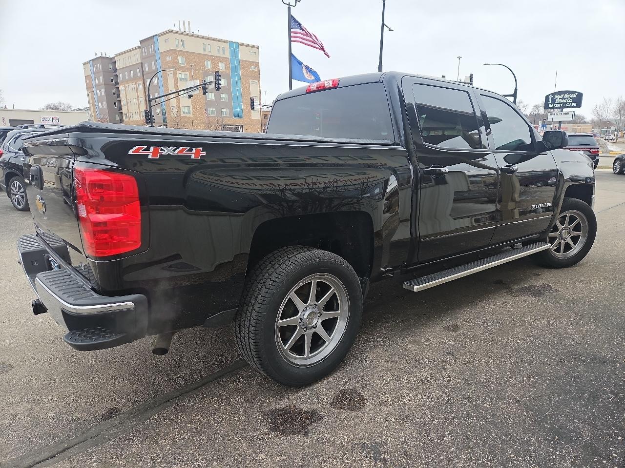 Chevrolet Silverado 1500 4WD Crew Cab 143.5" LT w/1LT 2016