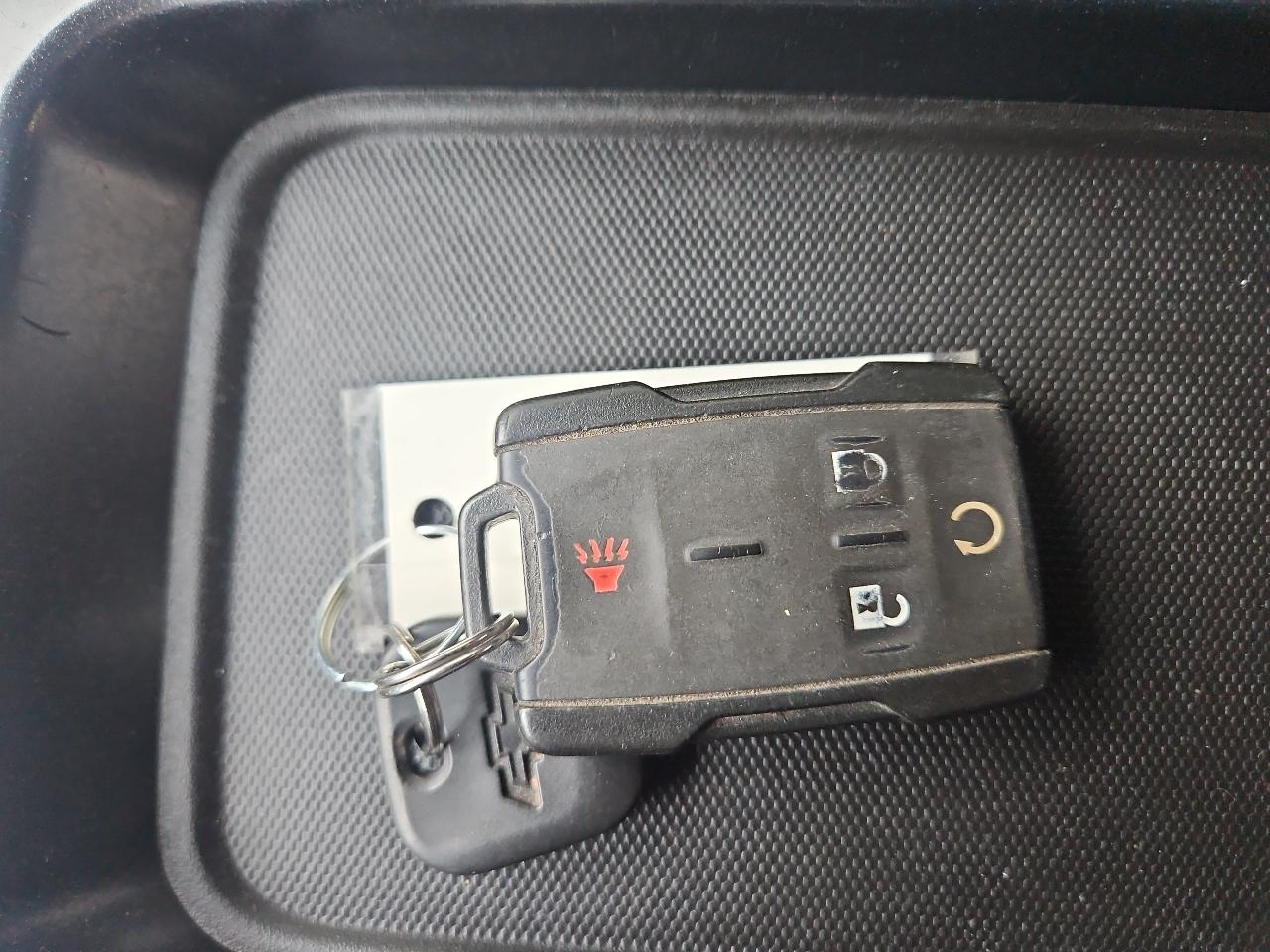 Chevrolet Silverado 1500 4WD Crew Cab 143.5" LT w/1LT 2016