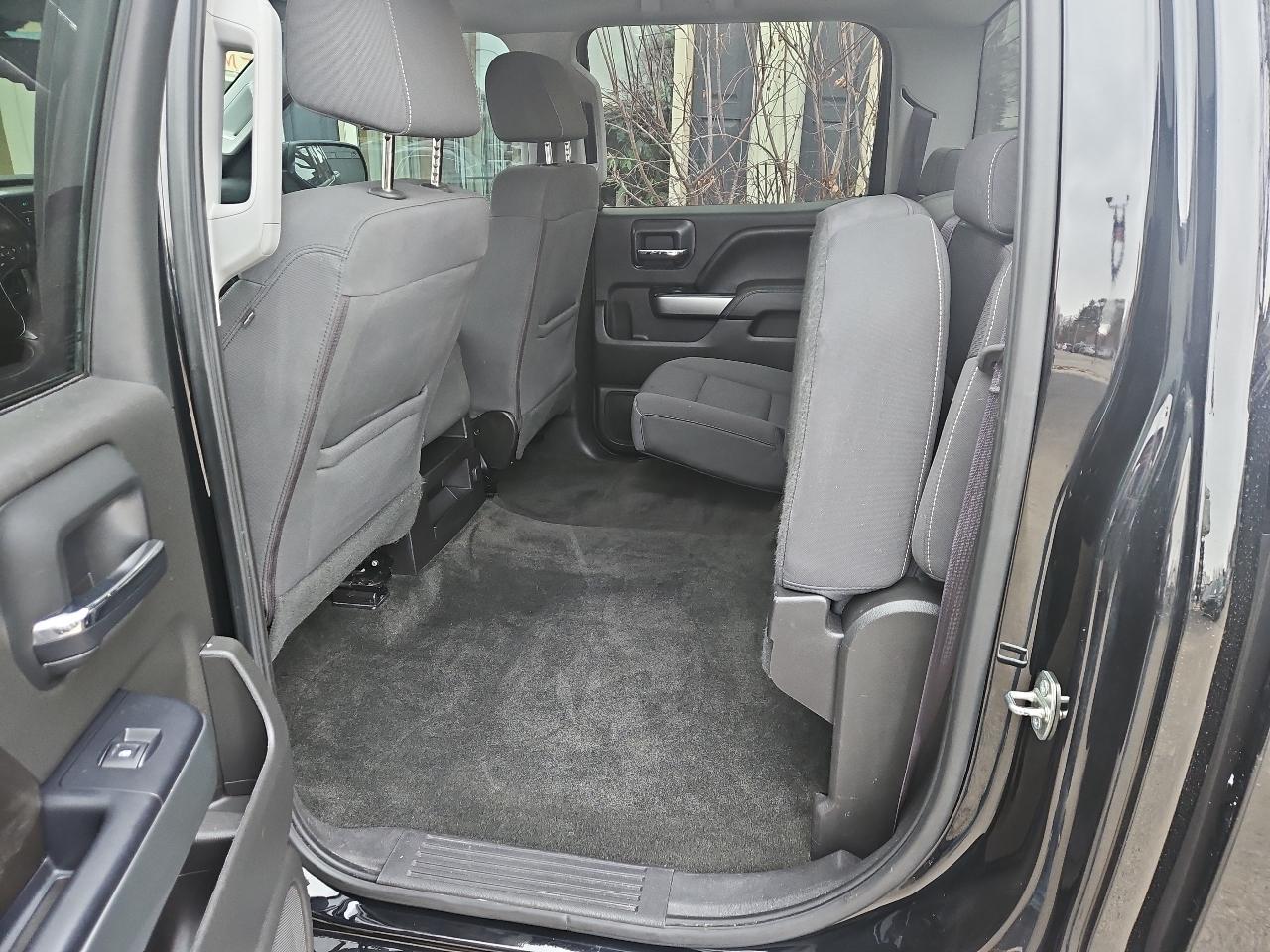 Chevrolet Silverado 1500 4WD Crew Cab 143.5" LT w/1LT 2016