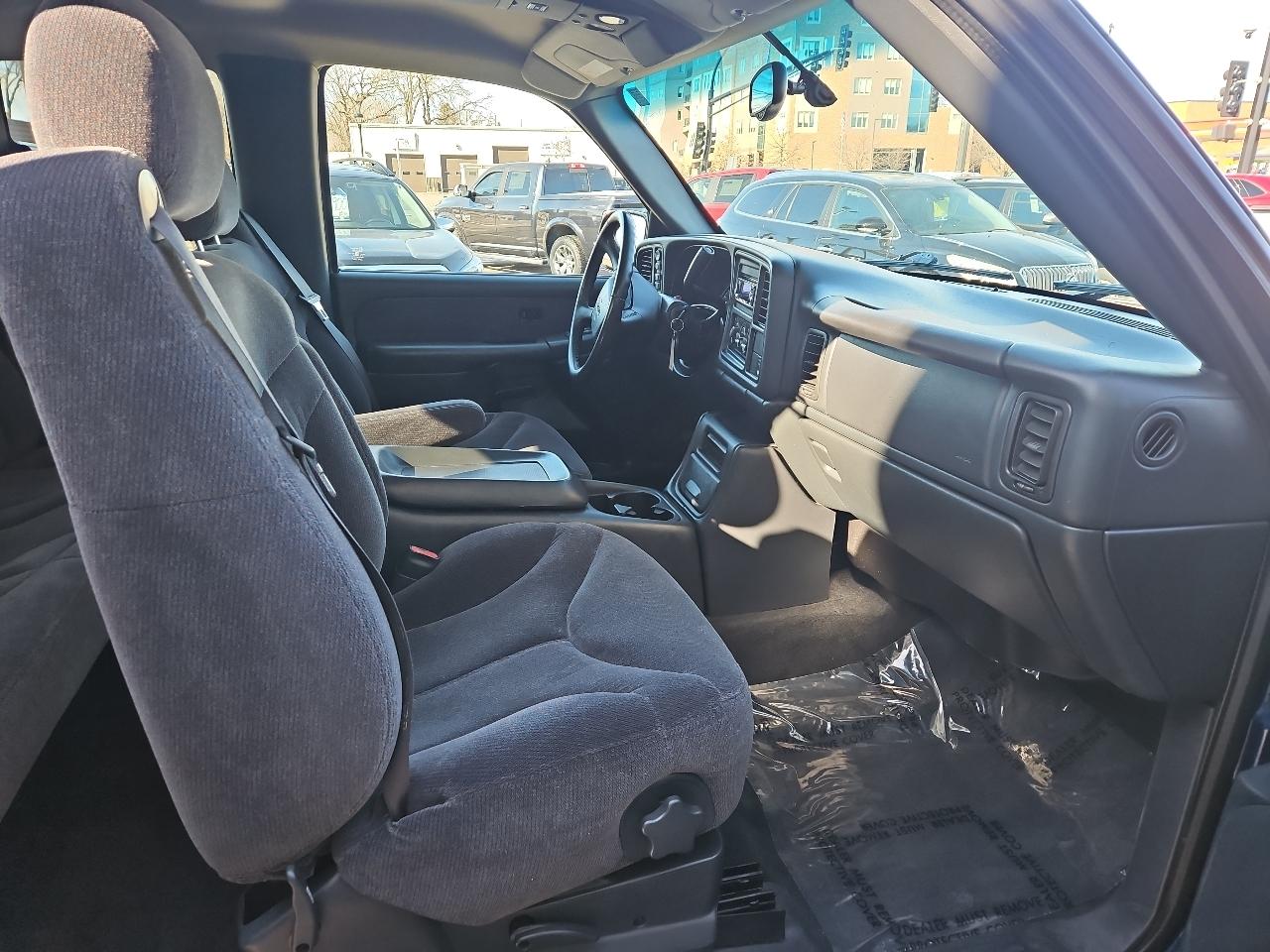 GMC New Sierra 1500 Ext Cab 143.5" WB 4WD SLE 1999