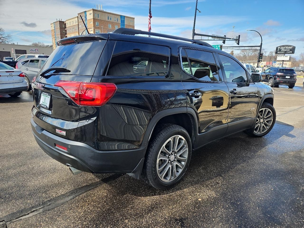 GMC Acadia AWD 4dr SLT w/SLT-1 2018