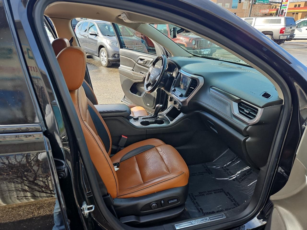 GMC Acadia AWD 4dr SLT w/SLT-1 2018