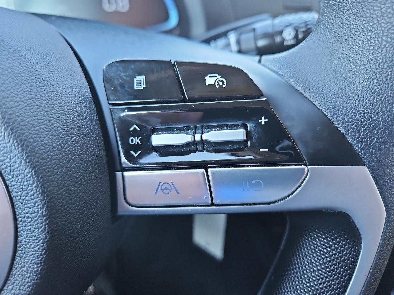 Hyundai Elantra SE IVT 2024