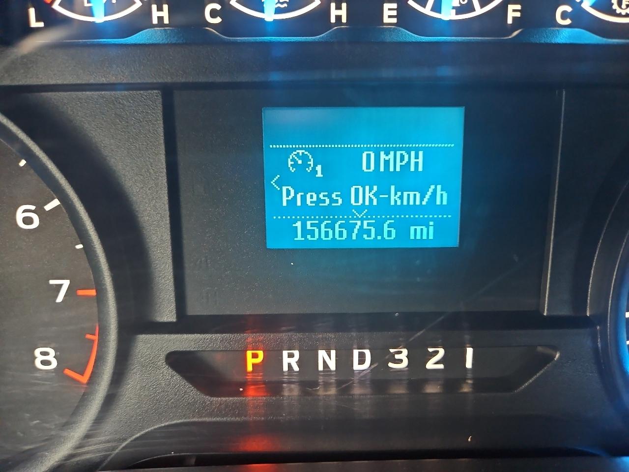 Ford F-150 XLT 4WD Reg Cab 8' Box 2017