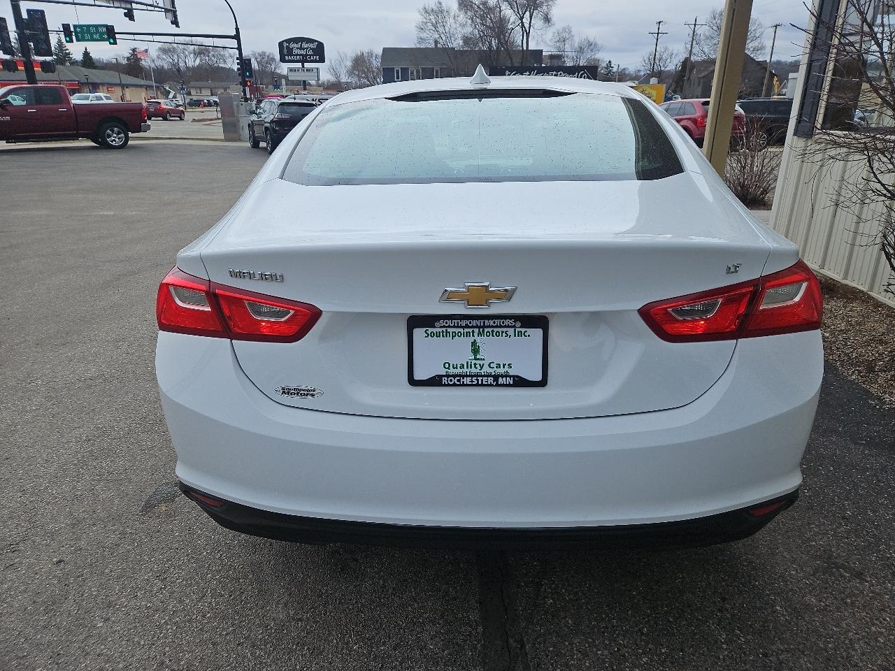 Chevrolet Malibu 4dr Sdn LT w/1LT 2016