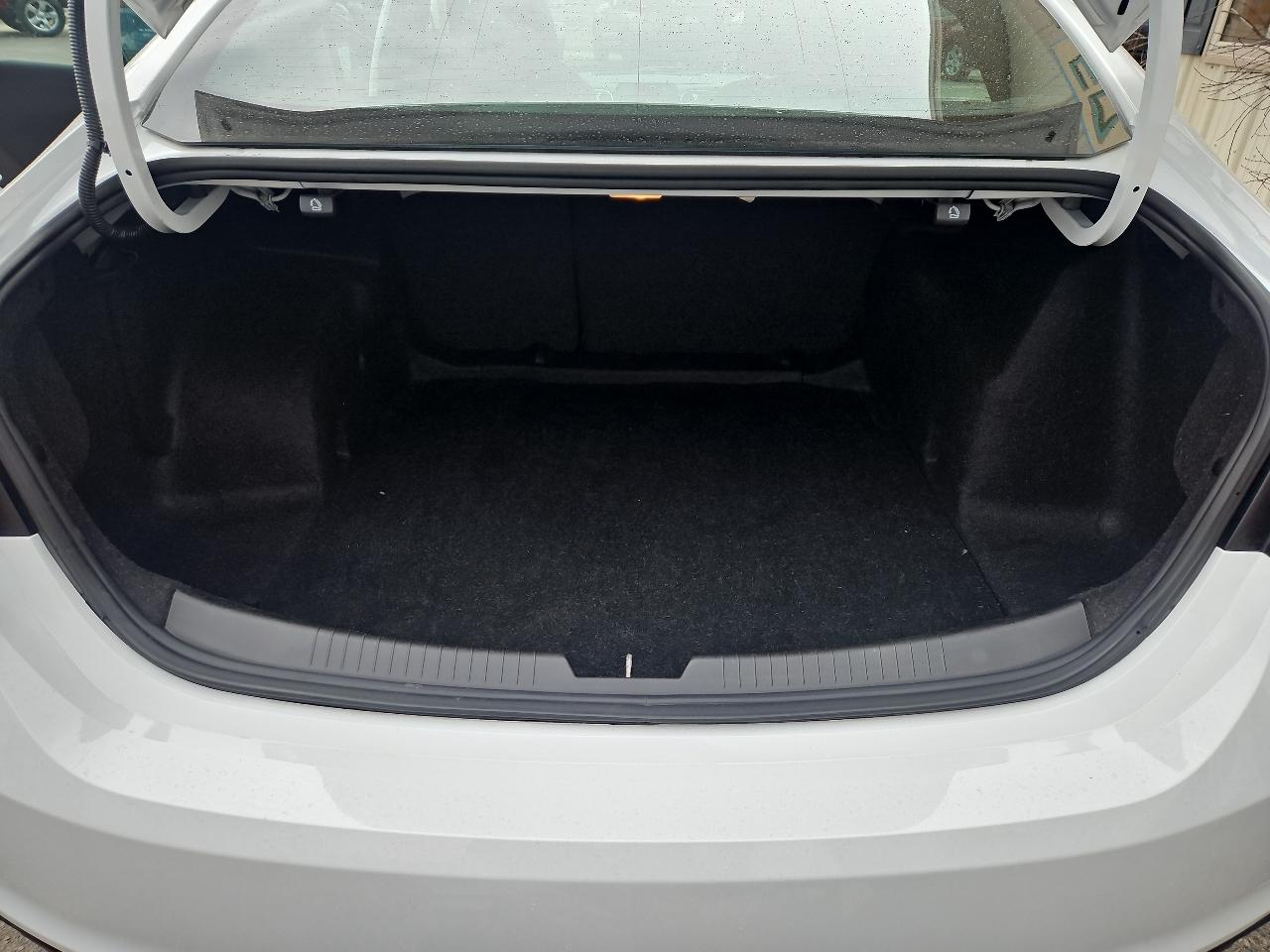 Chevrolet Malibu 4dr Sdn LT w/1LT 2016