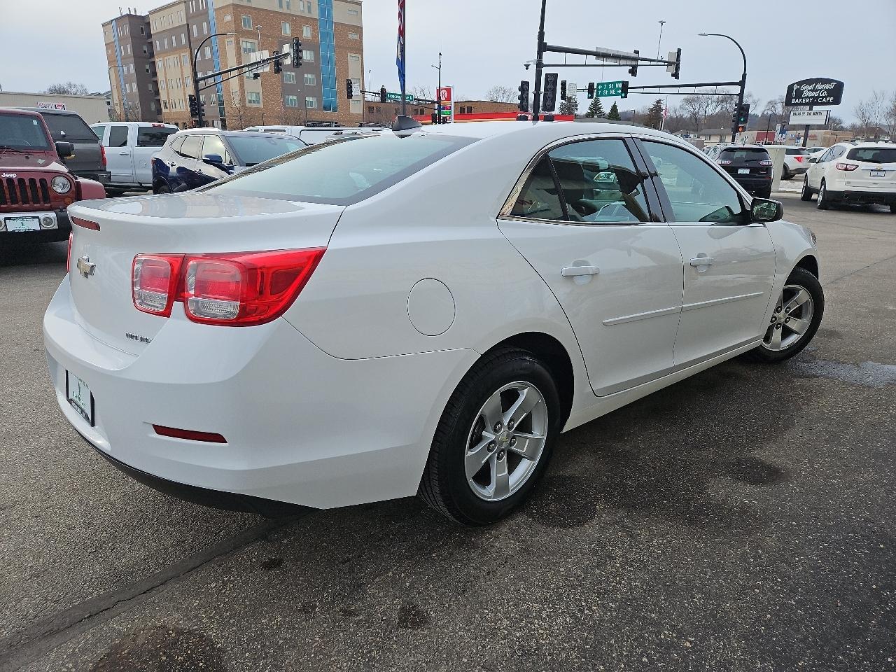 Chevrolet Malibu 4dr Sdn LS w/1LS 2013