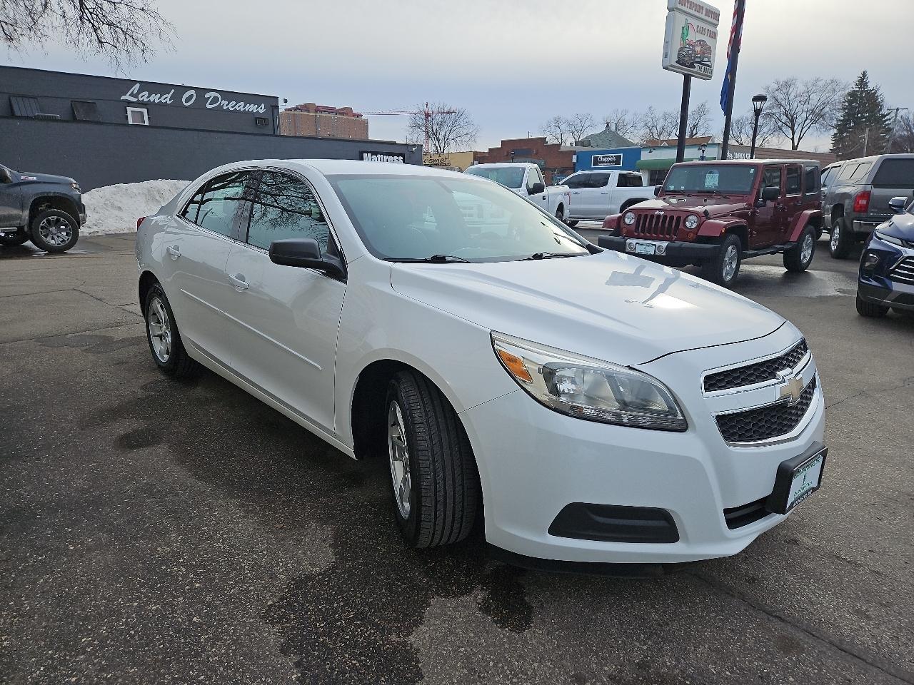 Chevrolet Malibu 4dr Sdn LS w/1LS 2013