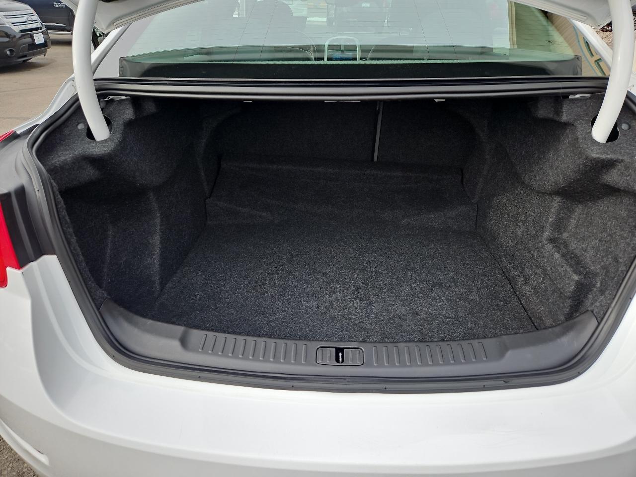 Chevrolet Malibu 4dr Sdn LS w/1LS 2013