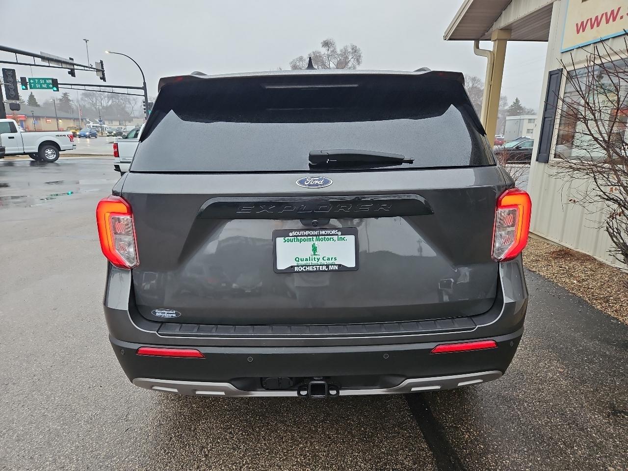 Ford Explorer XLT 4WD 2020