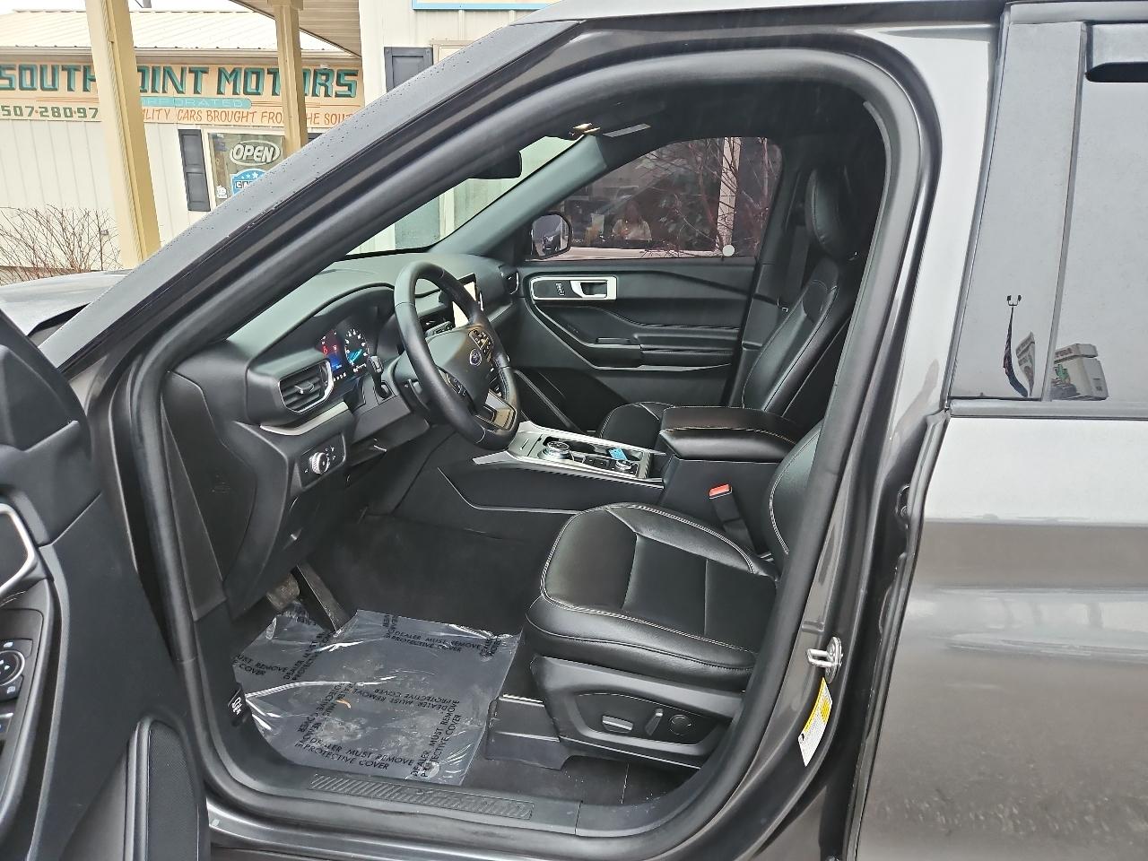 Ford Explorer XLT 4WD 2020