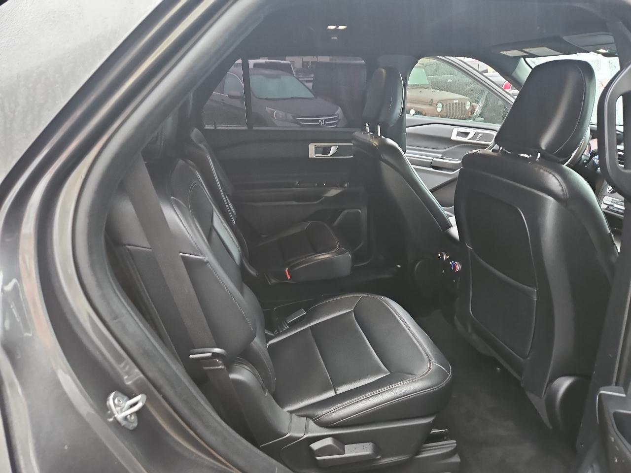 Ford Explorer XLT 4WD 2020