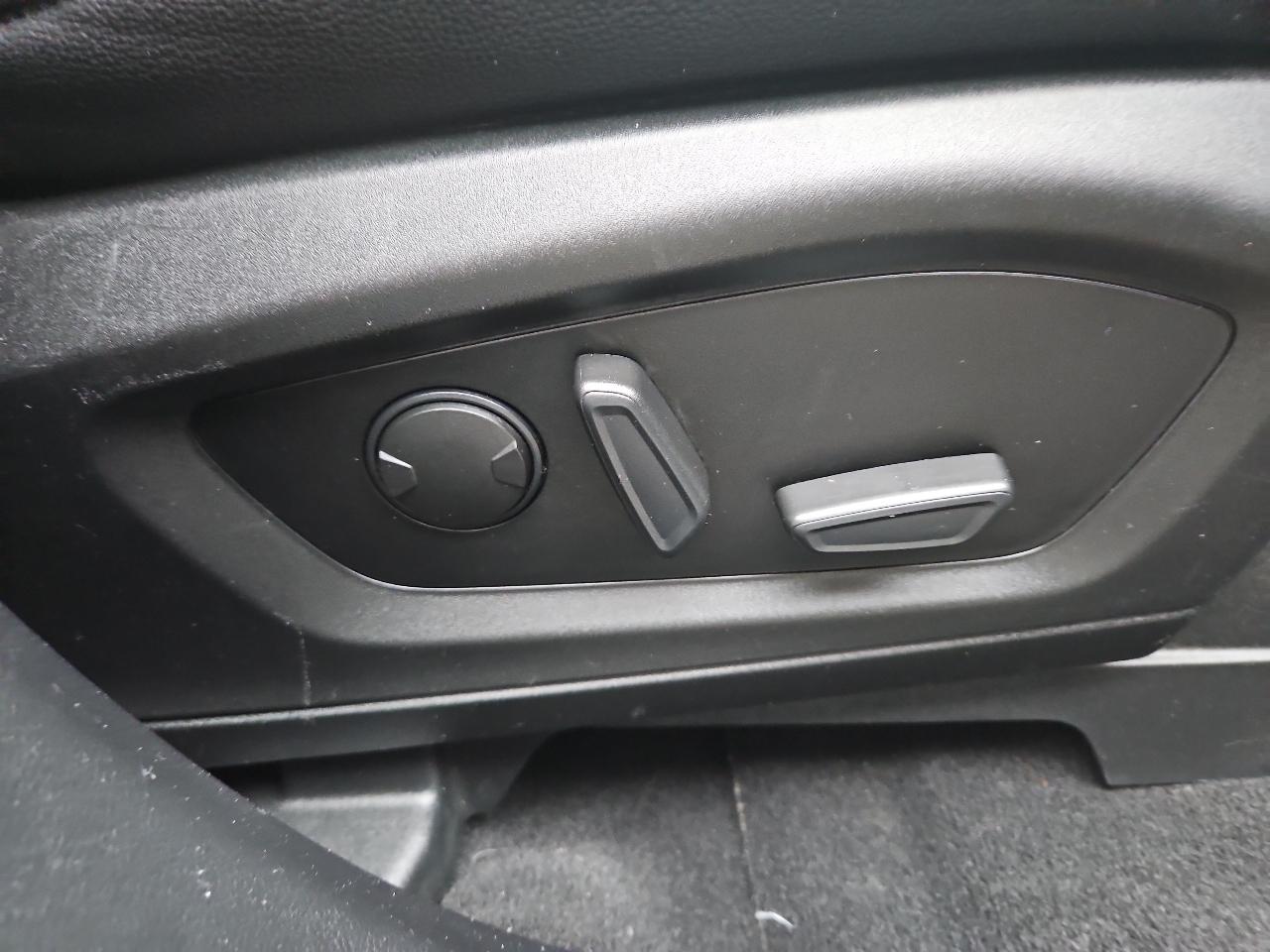 Ford Explorer XLT 4WD 2020