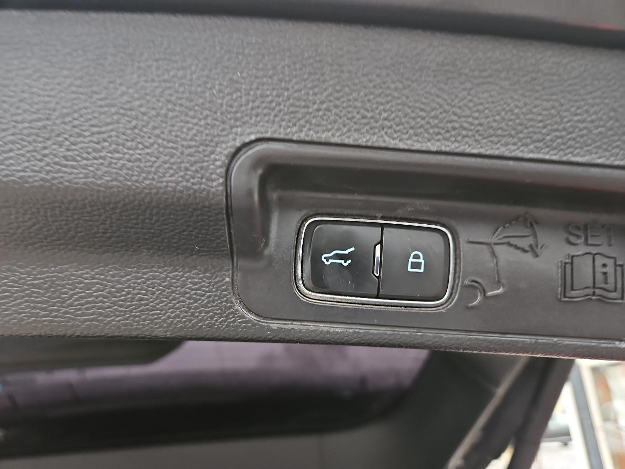 Ford Explorer XLT 4WD 2020