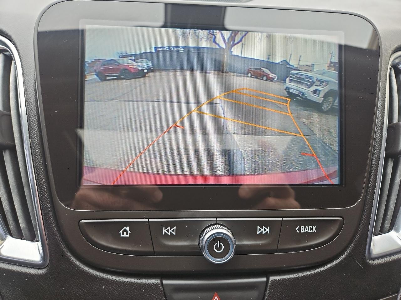 Chevrolet Malibu 4dr Sdn LT w/1LT 2017