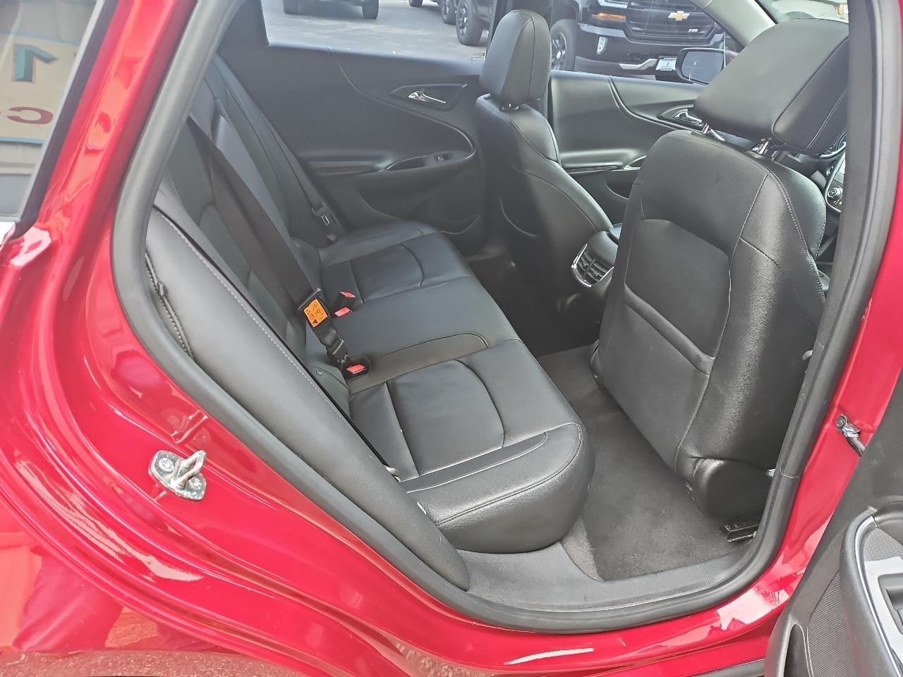 Chevrolet Malibu 4dr Sdn LT w/1LT 2017