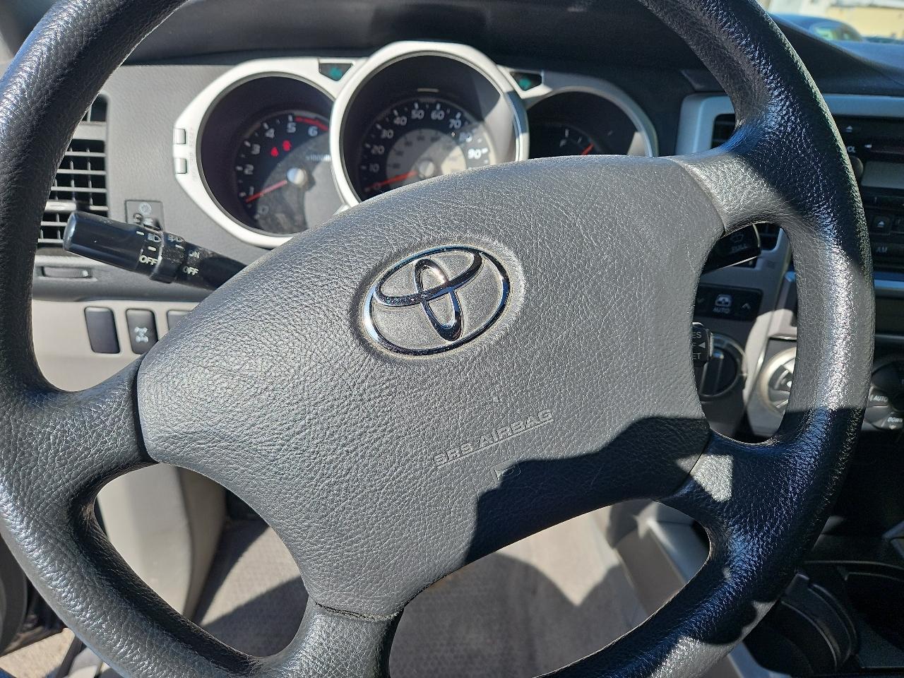 Toyota 4Runner 4dr SR5 V8 Auto 4WD (Natl) 2003