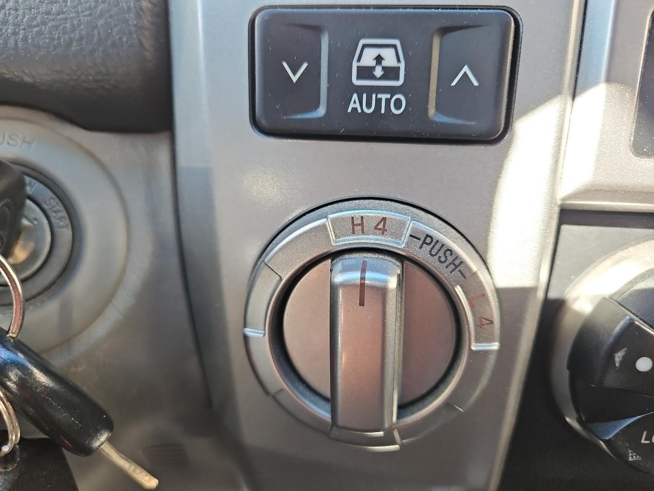 Toyota 4Runner 4dr SR5 V8 Auto 4WD (Natl) 2003